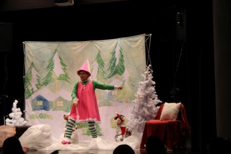 dedek Mraz in nagajiva vila, dec 2023, foto JSKD OI Trebnje (8)